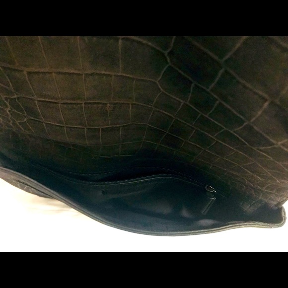 Givenchy soft leather clutch - Picture 3 of 4